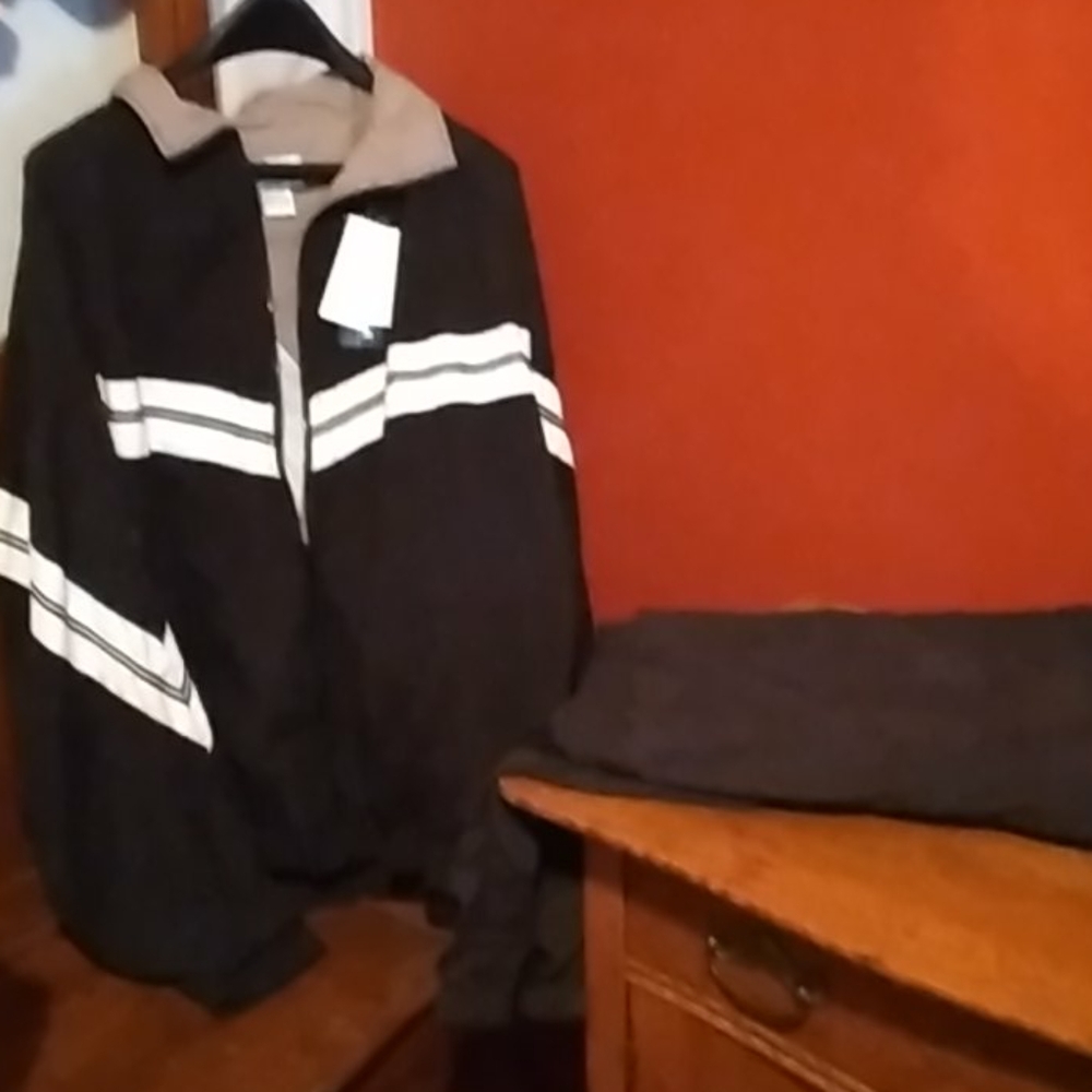 Men's Bill Blass Running Suit XL